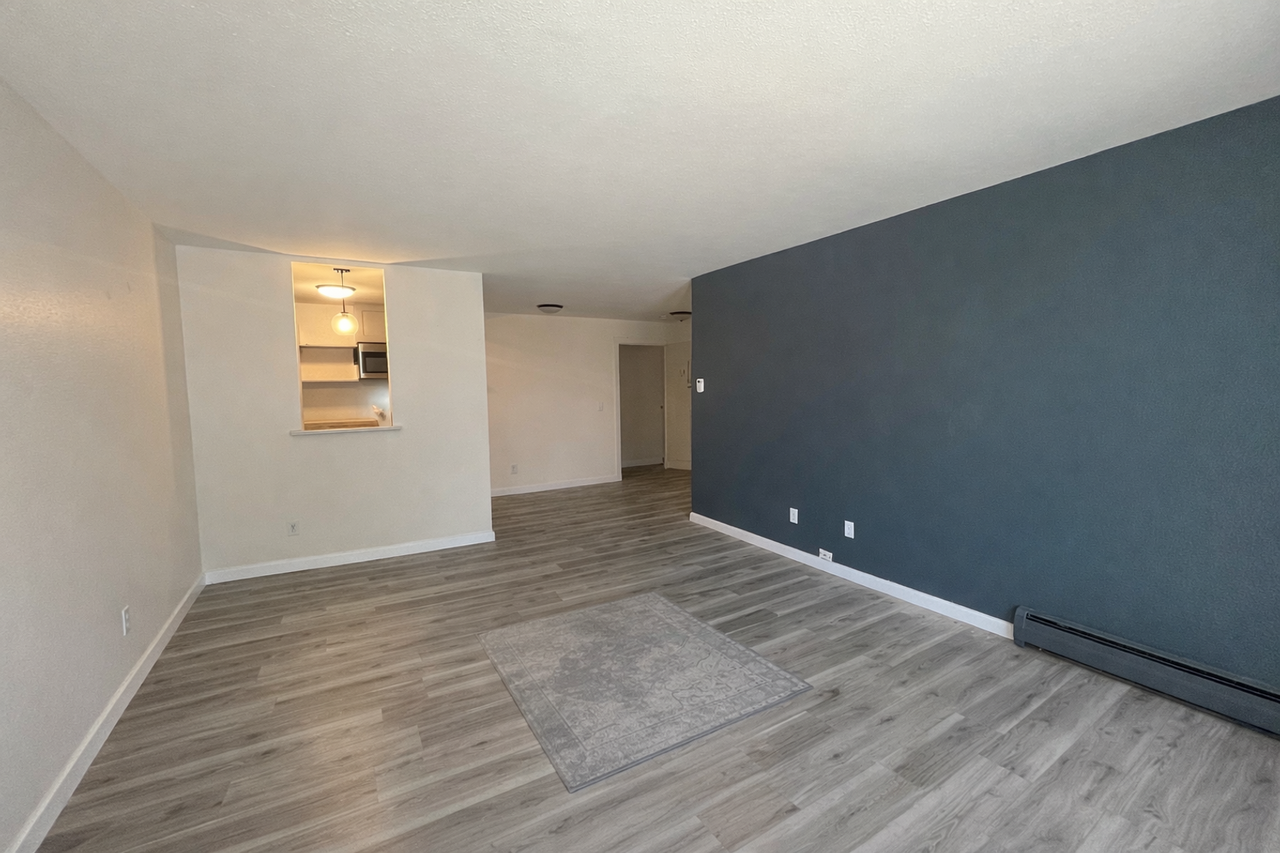 2853 S 106th St - Photo 3 of 27