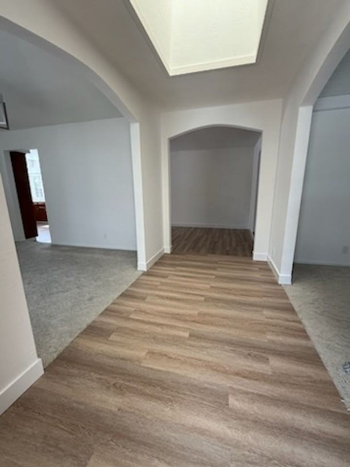 11482 Silvergate Dr - Photo 4 of 16