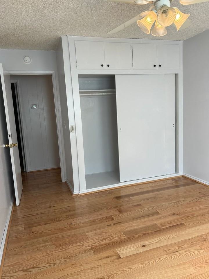 1846 E Linfield St - Photo 5 of 23