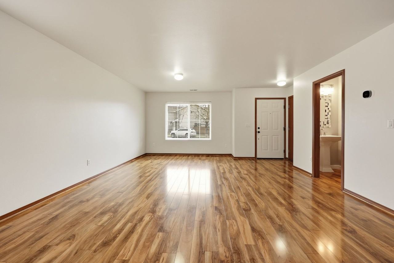 6812 Desperado Dr Se - Photo 5 of 47