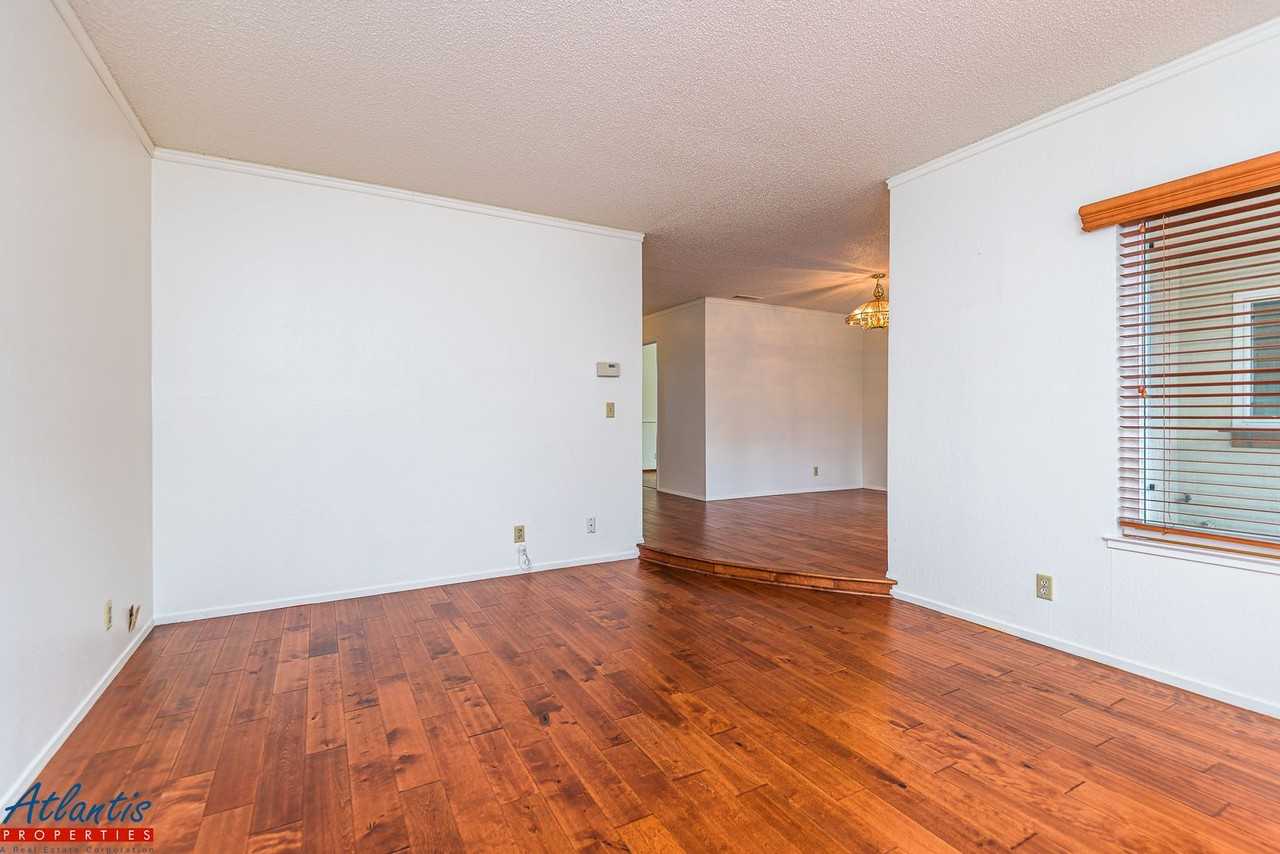 455 Liquidambar Way - Photo 3 of 23