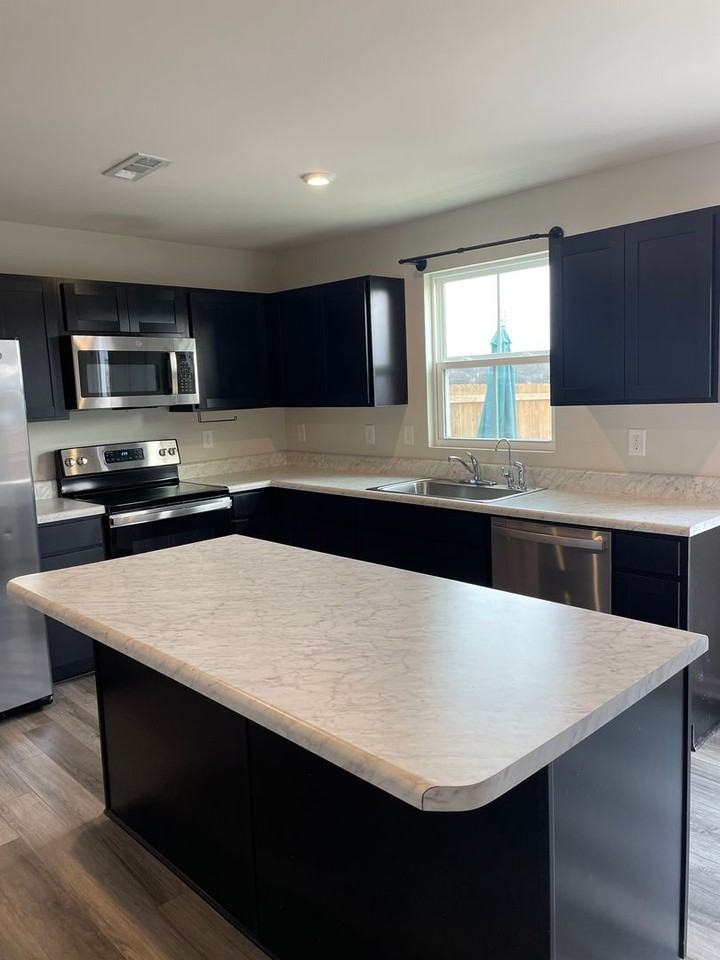 2017 Westchester Dr - Photo 5 of 26