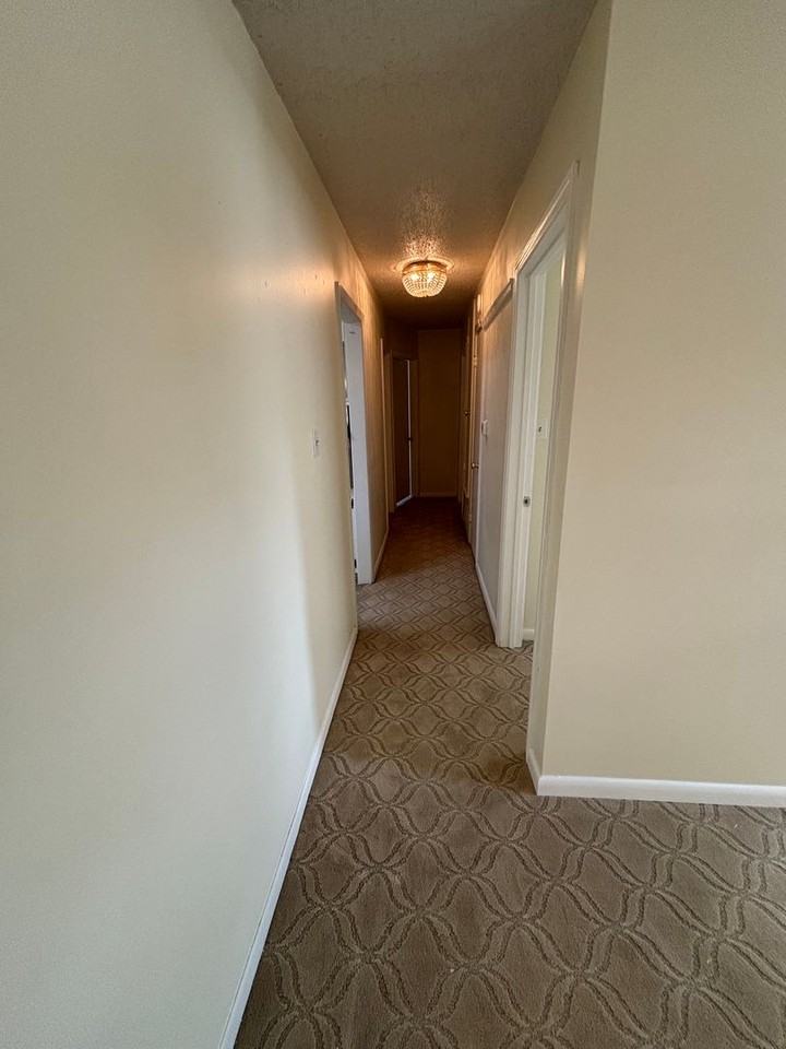 3107 Donald Dr - Photo 5 of 13