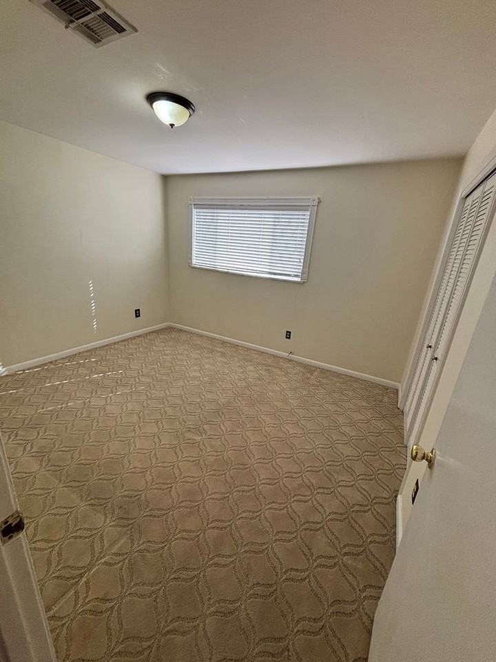 3107 Donald Dr - Photo 7 of 13