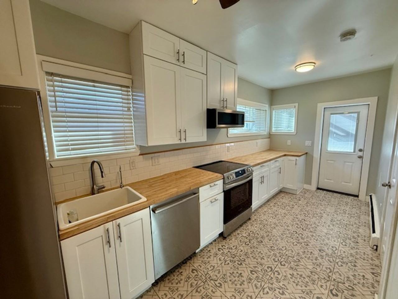 11302 W 38th Ave - Photo 4 of 26