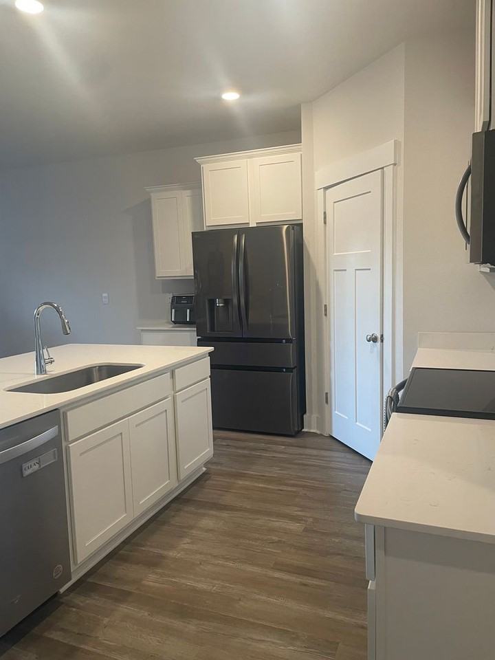 5859 Sargassum Ln - Photo 5 of 17