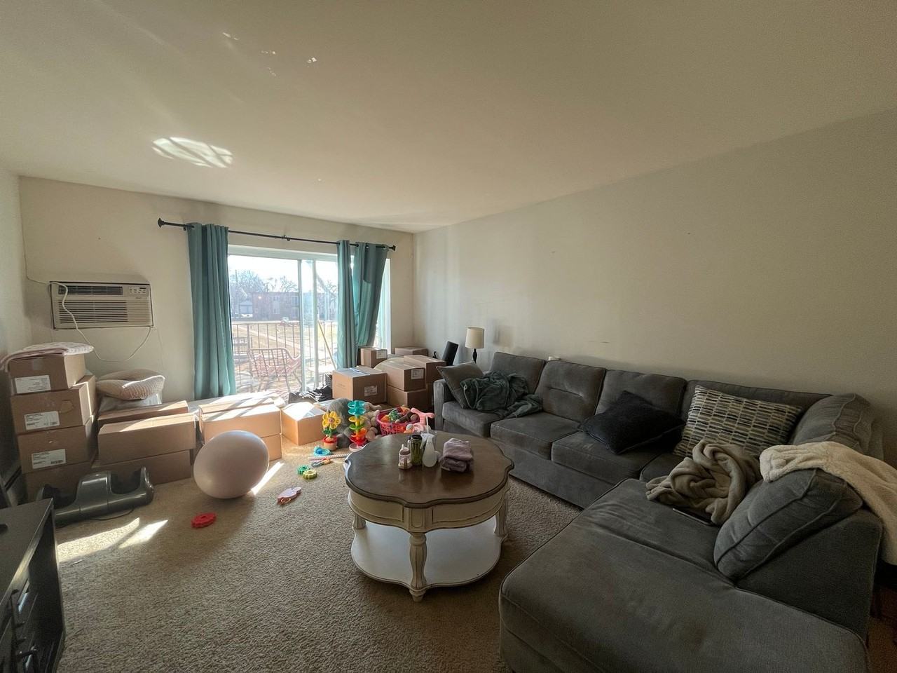 2821 S 106th St - Photo 4 of 29