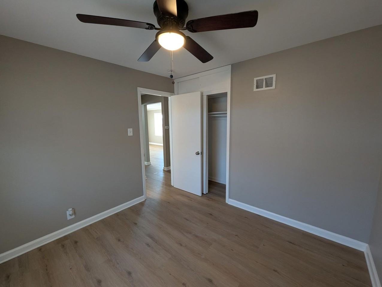 9712 Griffin Dr - Photo 7 of 15