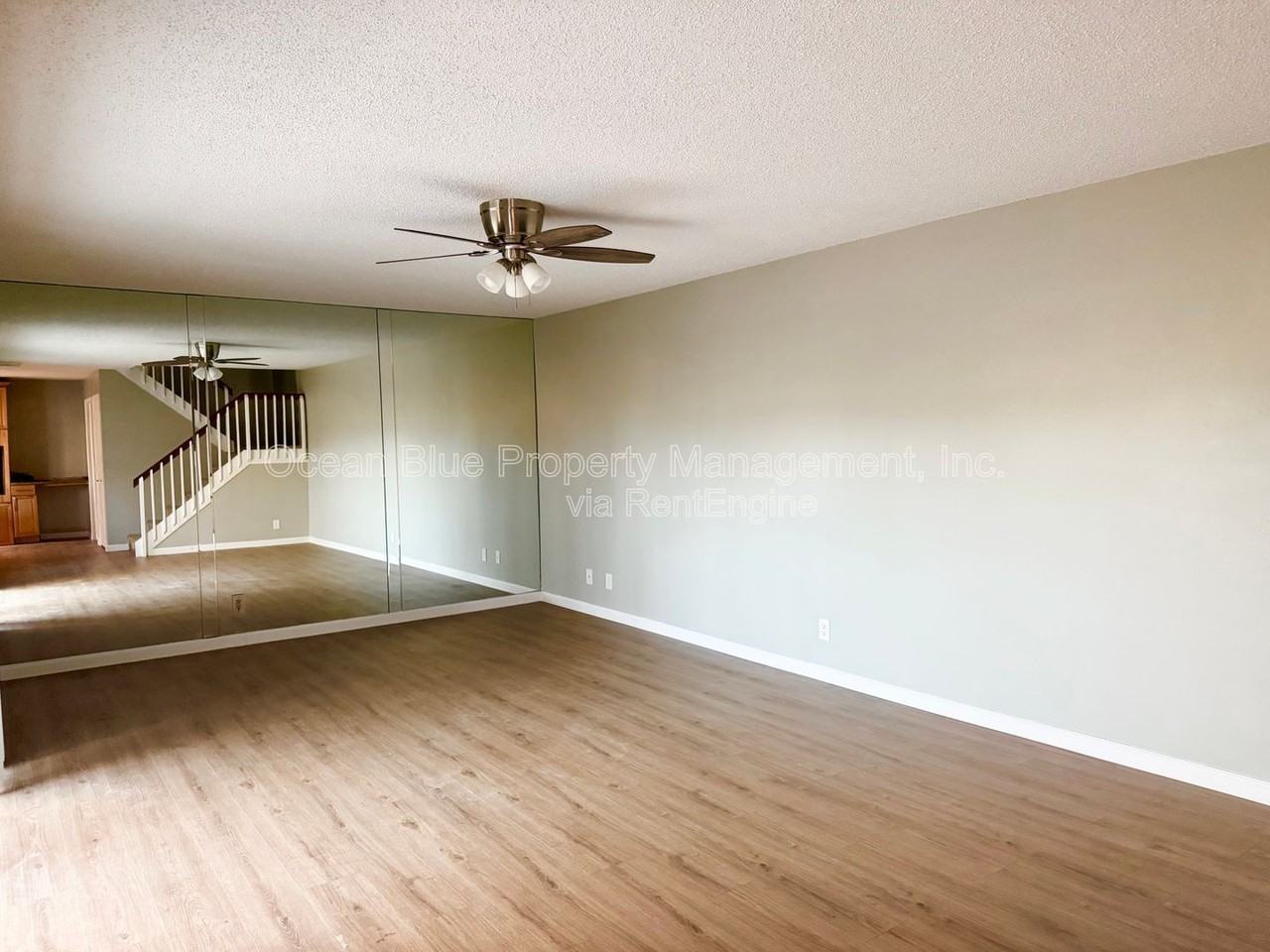 2638 10th Ct - Photo 4 of 10