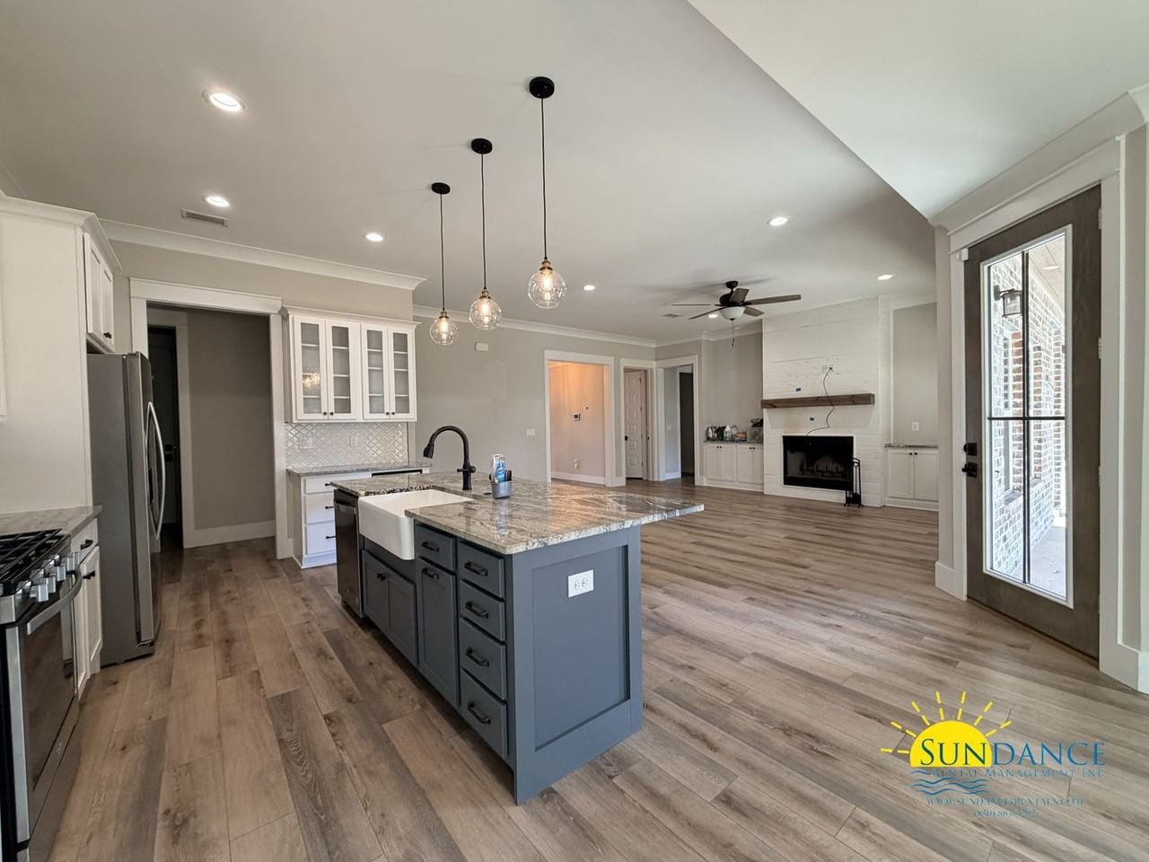 334 Wheeler St Se - Photo 3 of 42