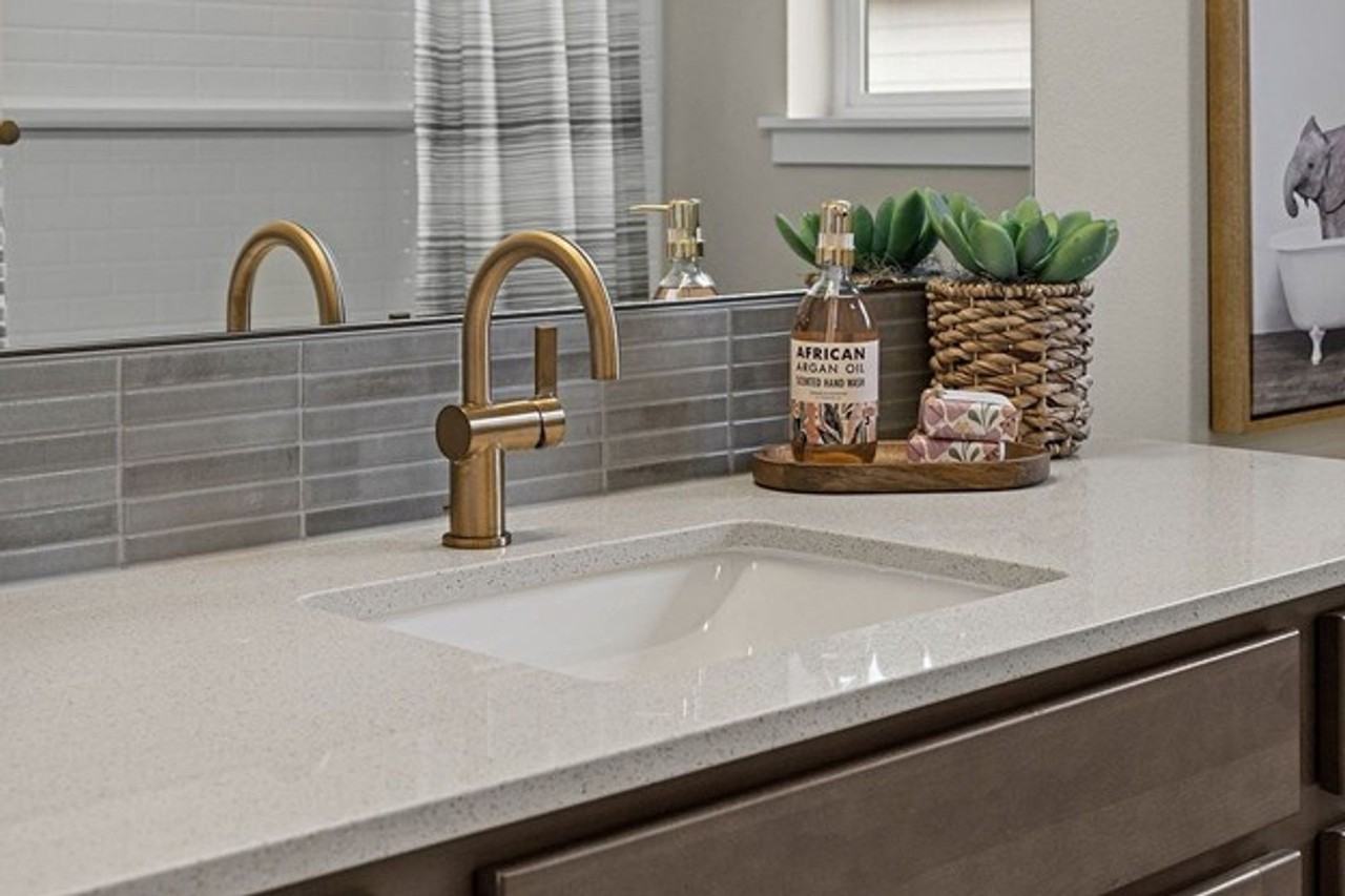 1436 121st Ave Se - Photo 3 of 7