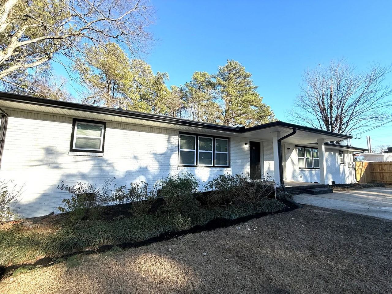 5935 Pisgah Rd Sw - Photo 3 of 17