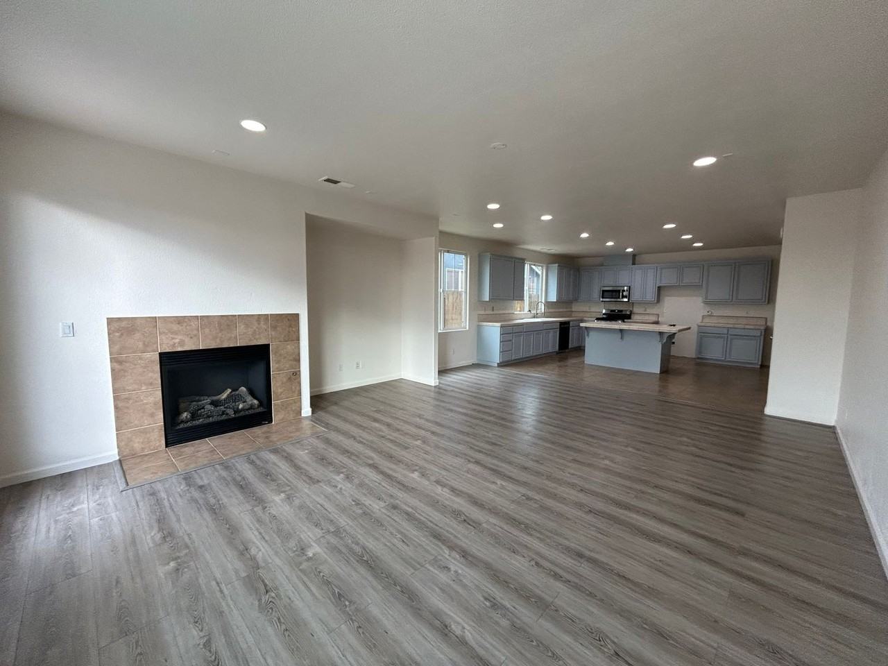 759 Hagerman Peak Dr - Photo 4 of 31