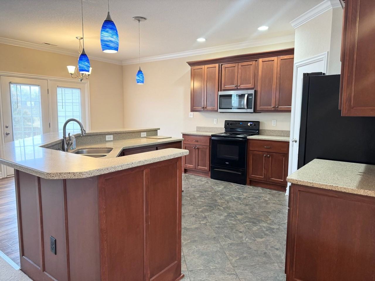 125 Tulip Tree Dr - Photo 2 of 22