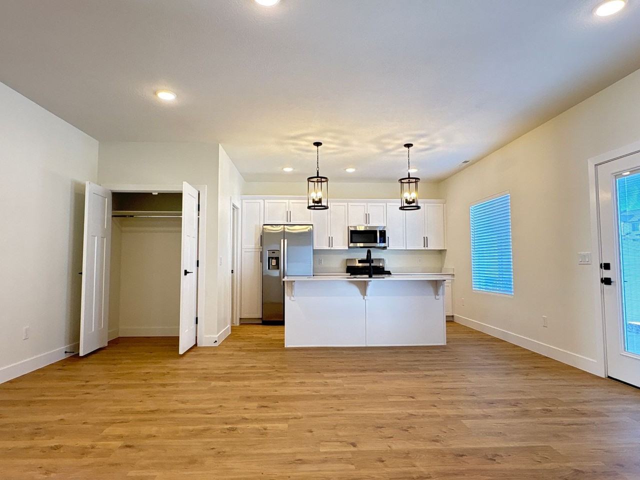 2875 W Cody Dr #46 - Photo 5 of 26