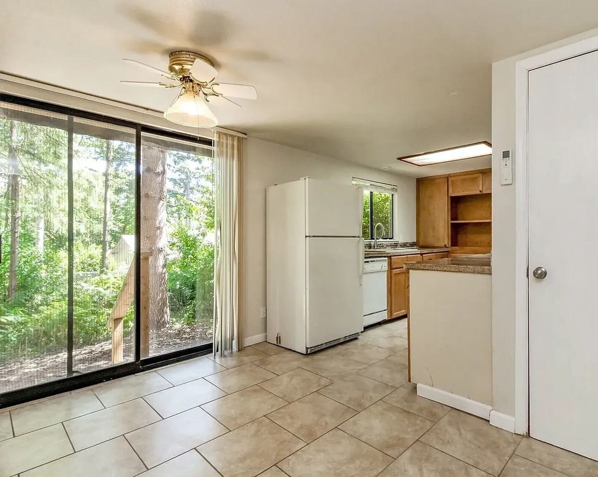 5114 Hunt St Nw - Photo 3 of 12