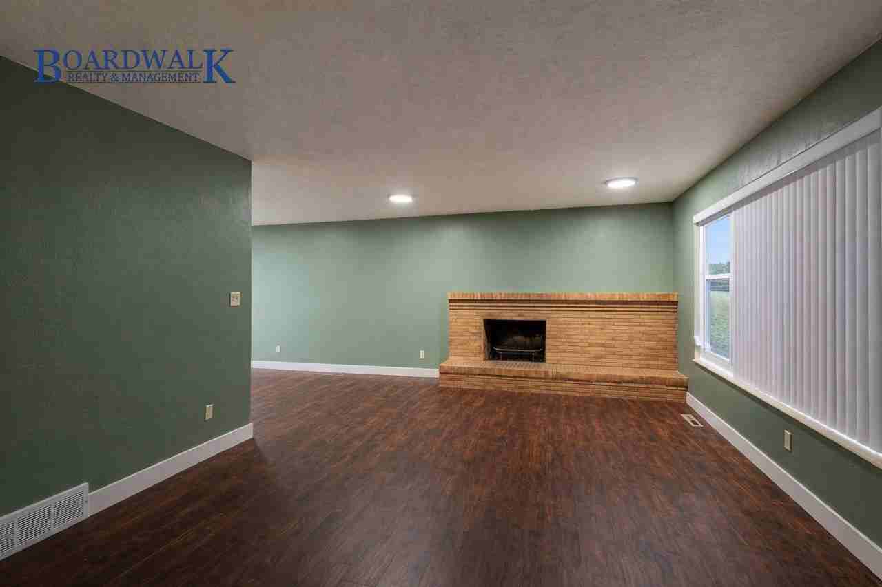 2127 E Evergreen Ave - Photo 5 of 20