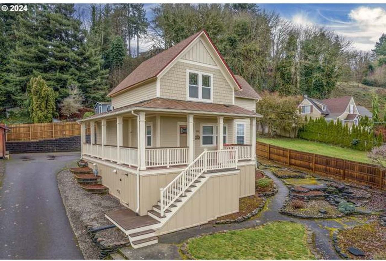 810 W C St - Photo 2 of 22