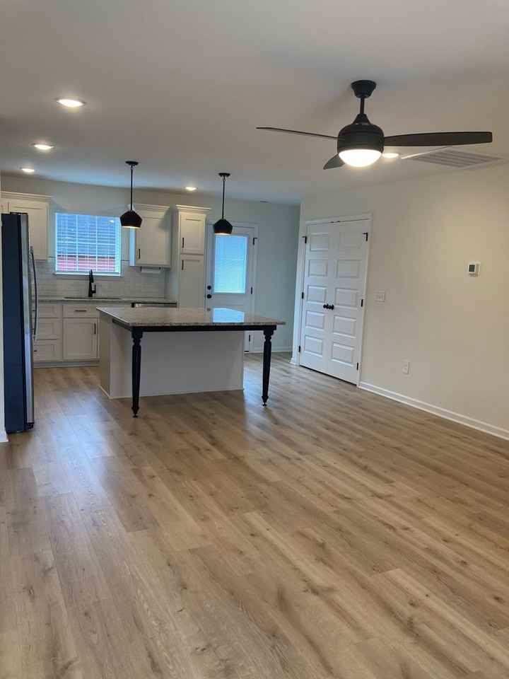 98 Dawn Dr - Photo 2 of 13