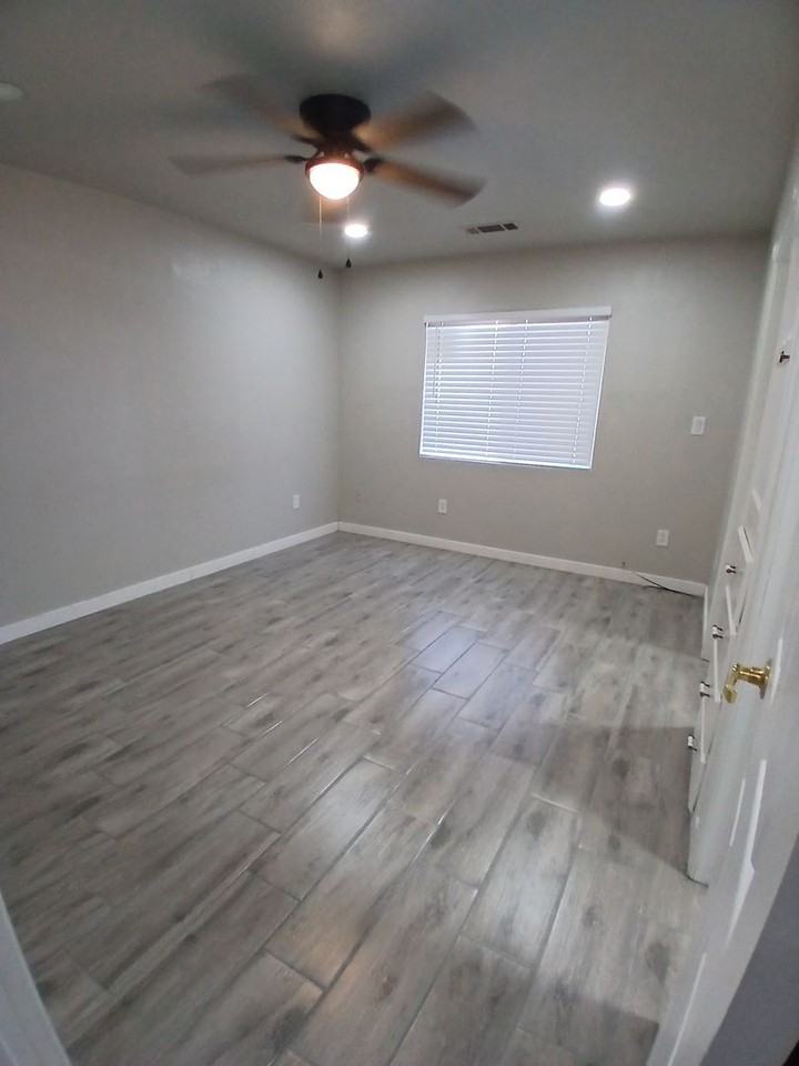 141 N 5th St #1 - Photo 6 of 11