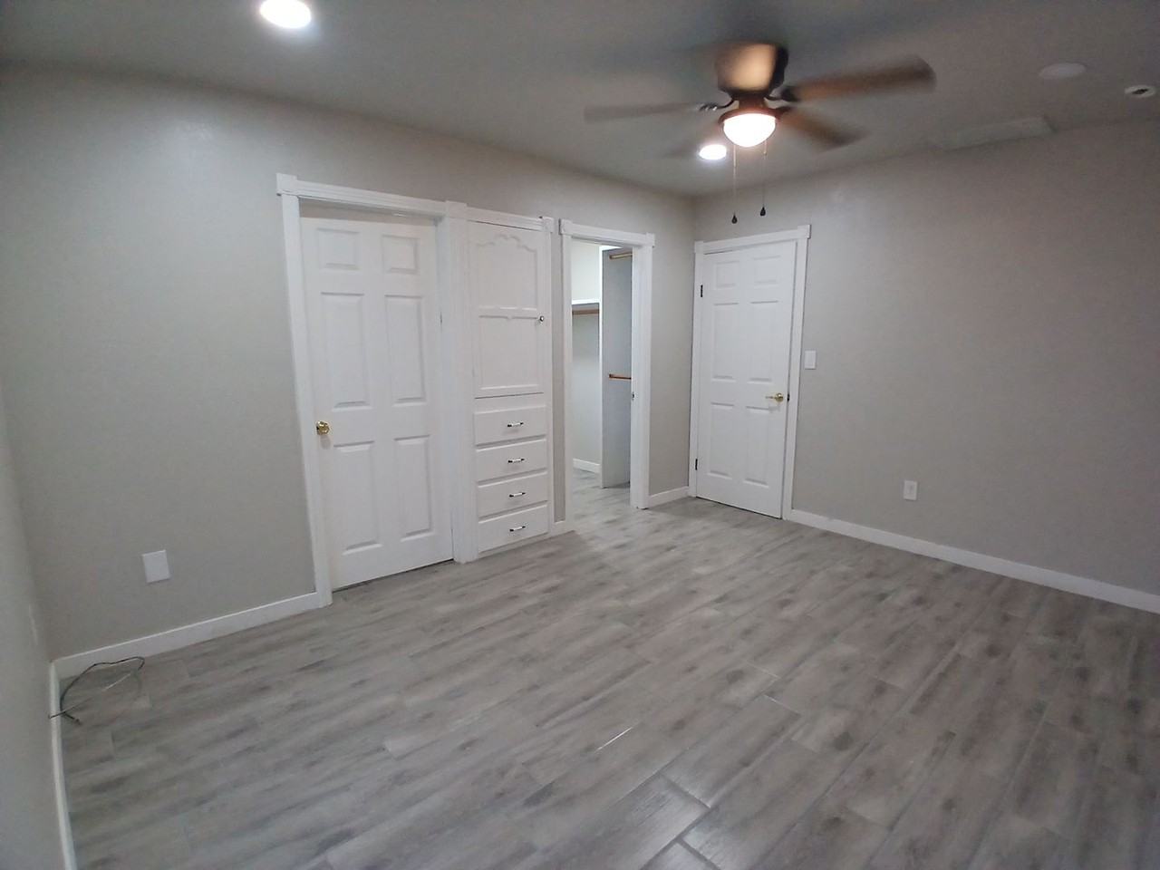 141 N 5th St #1 - Photo 7 of 11