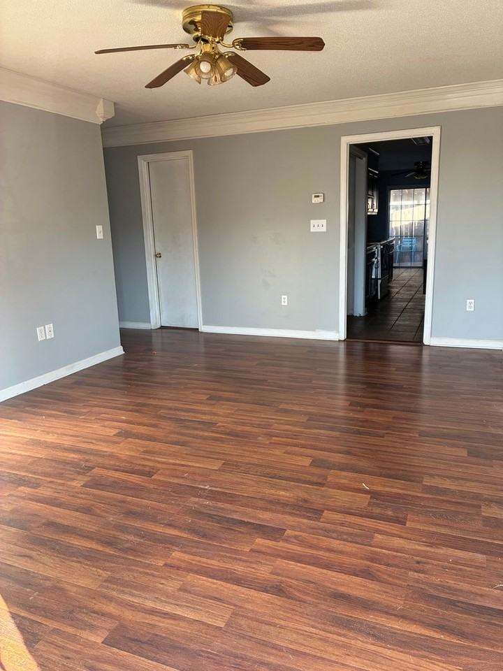 2910 E Moore Ave #120 - Photo 2 of 4