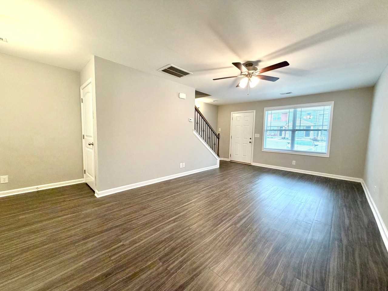 235 Woodland Valley Ln - Photo 5 of 25