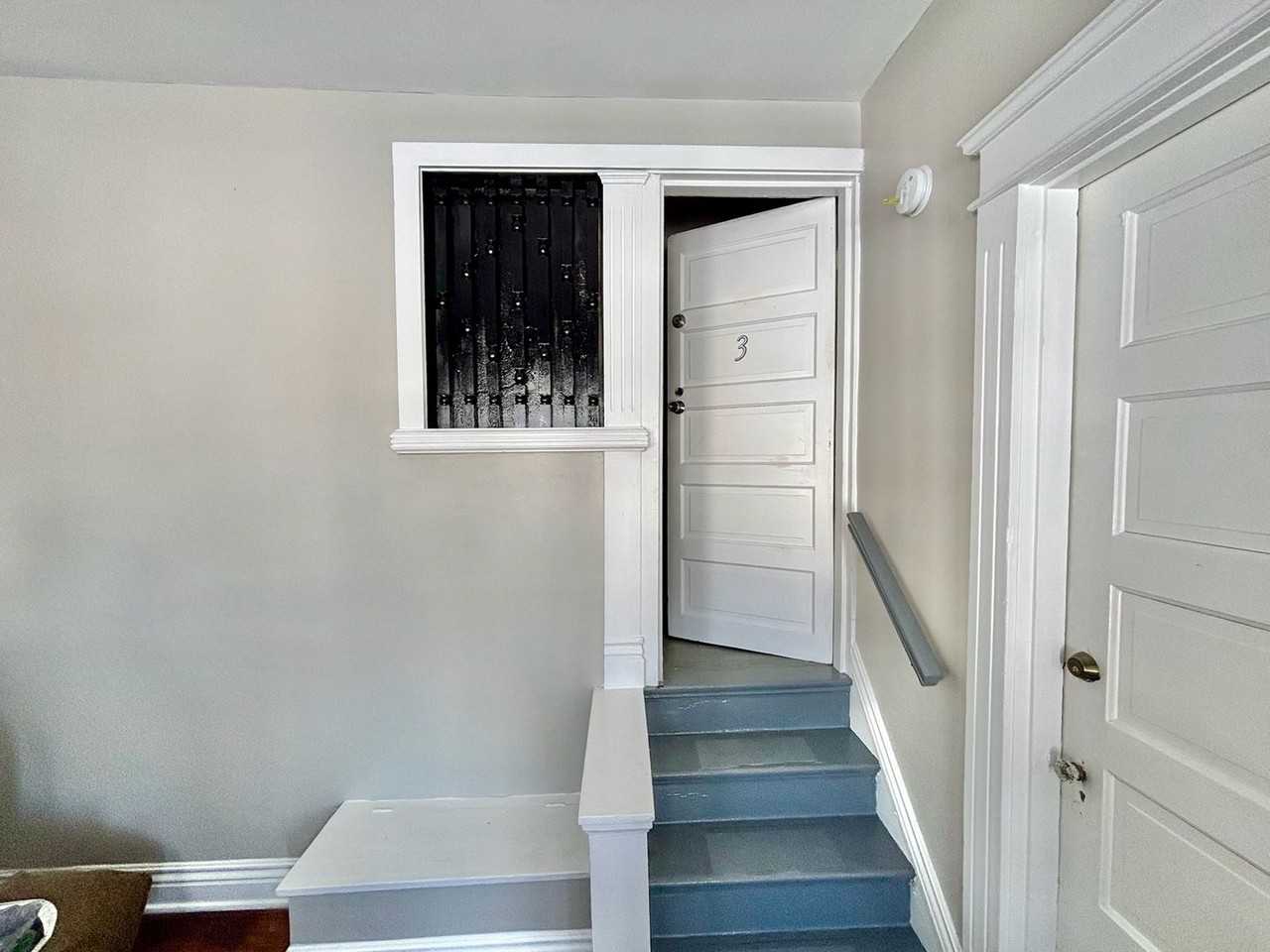 208 W Tenny Ave - Photo 2 of 14