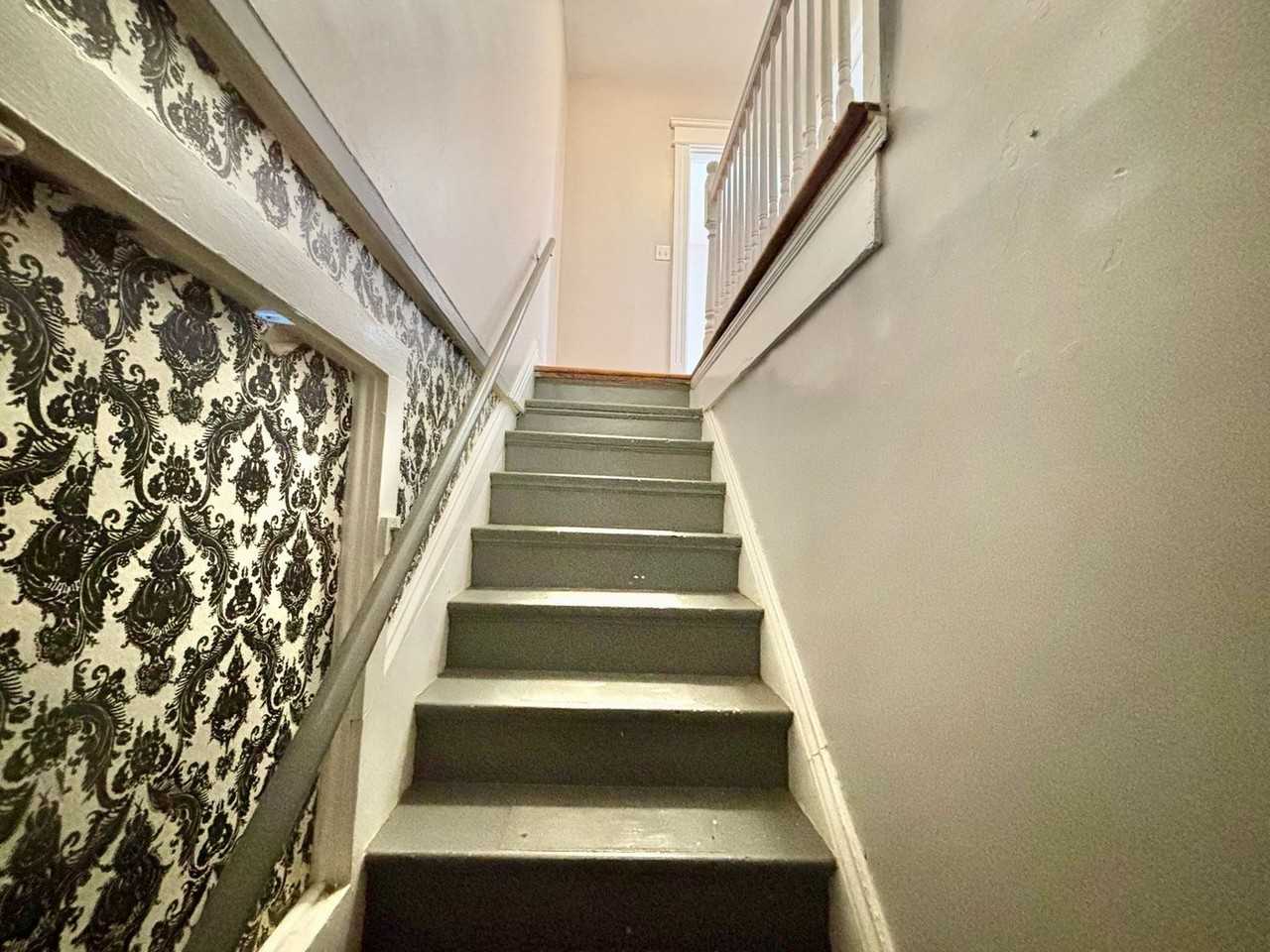 208 W Tenny Ave - Photo 3 of 14