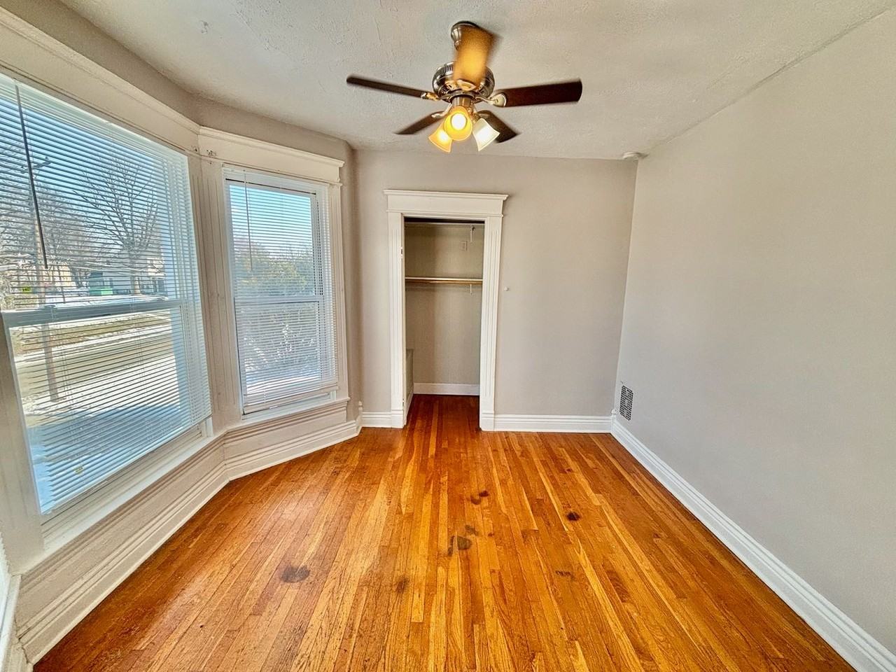 208 W Tenny Ave - Photo 6 of 14