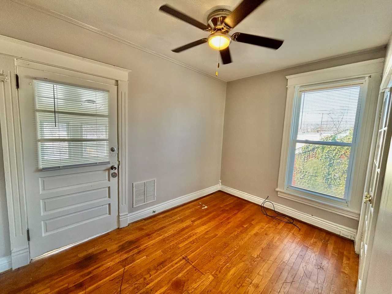 208 W Tenny Ave - Photo 7 of 14