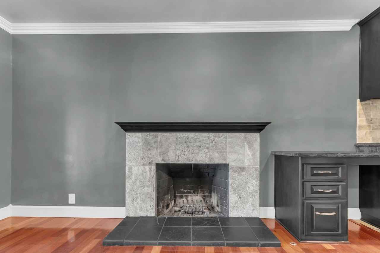 1501 Revere Dr - Photo 4 of 29