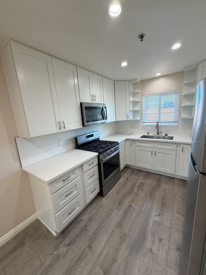 1216 Patricia Ave #205 - Photo 7 of 14