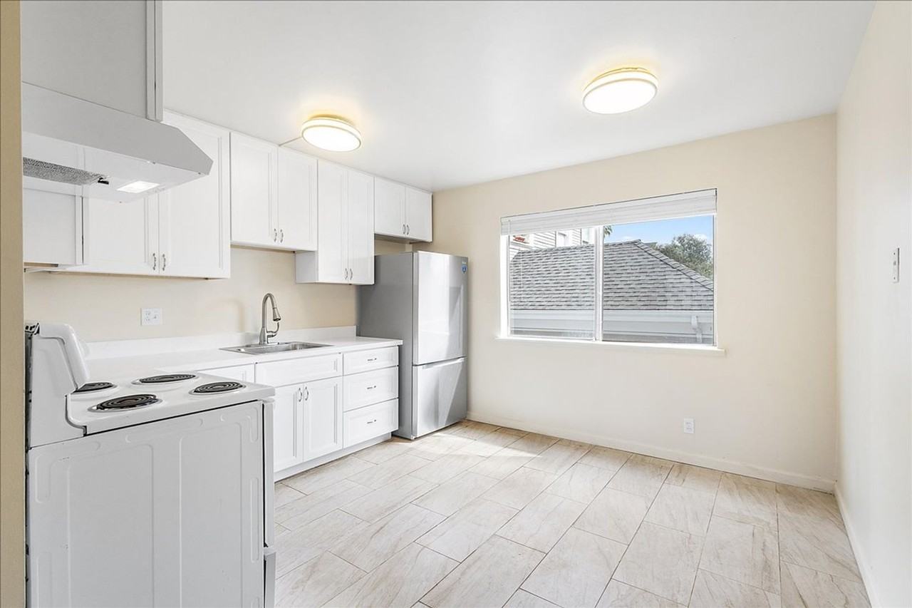 2208 San Antonio Ave #D - Photo 6 of 12