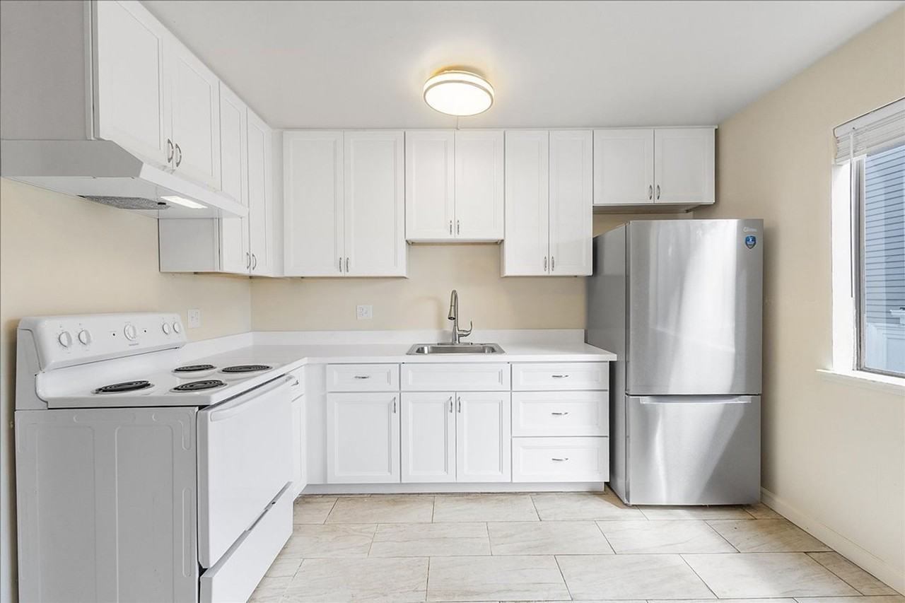 2208 San Antonio Ave #D - Photo 7 of 12