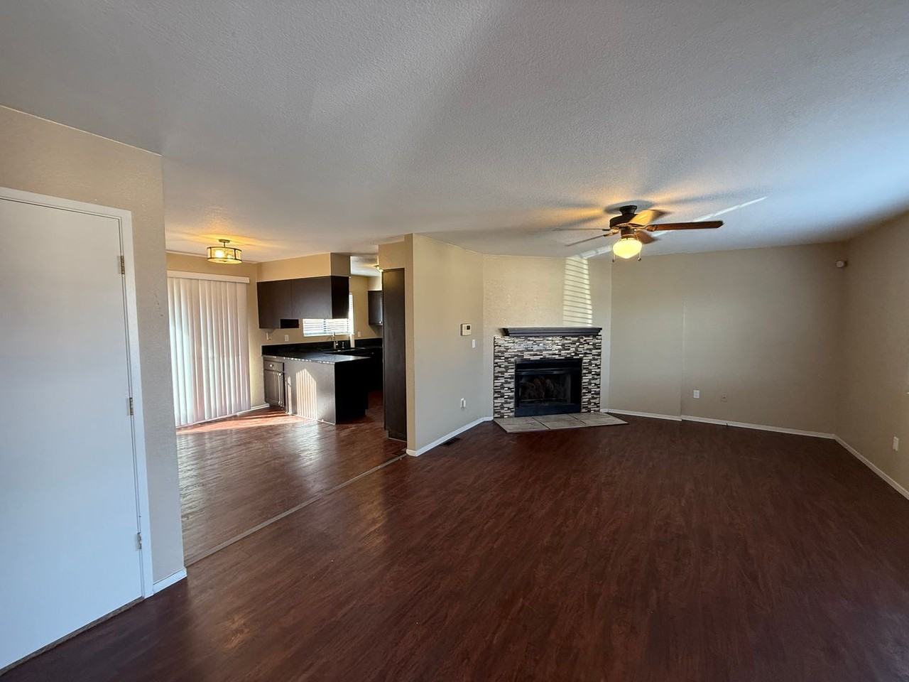 405 Wonder St #A - Photo 2 of 11