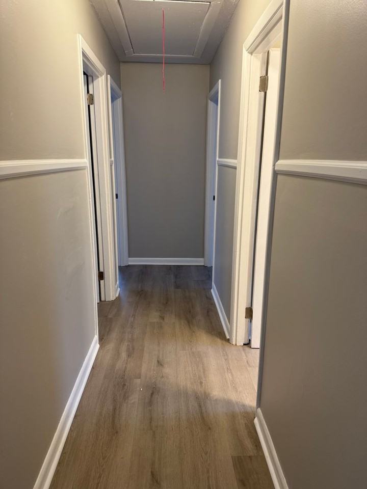 200 Pisgah Church Rd - Photo 5 of 9