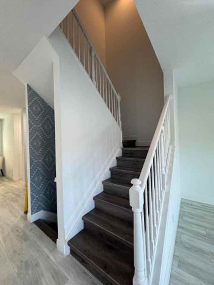 615 Windward Cir N - Photo 5 of 18