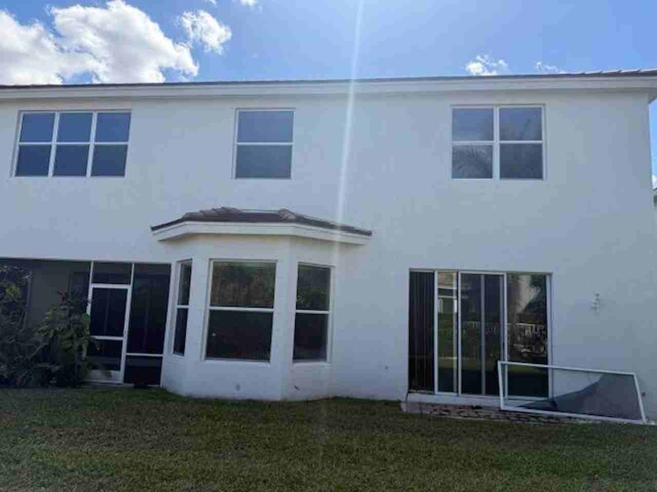 9345 Madewood Ct - Photo 5 of 10