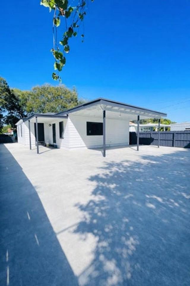 824 Winters St - Photo 5 of 10