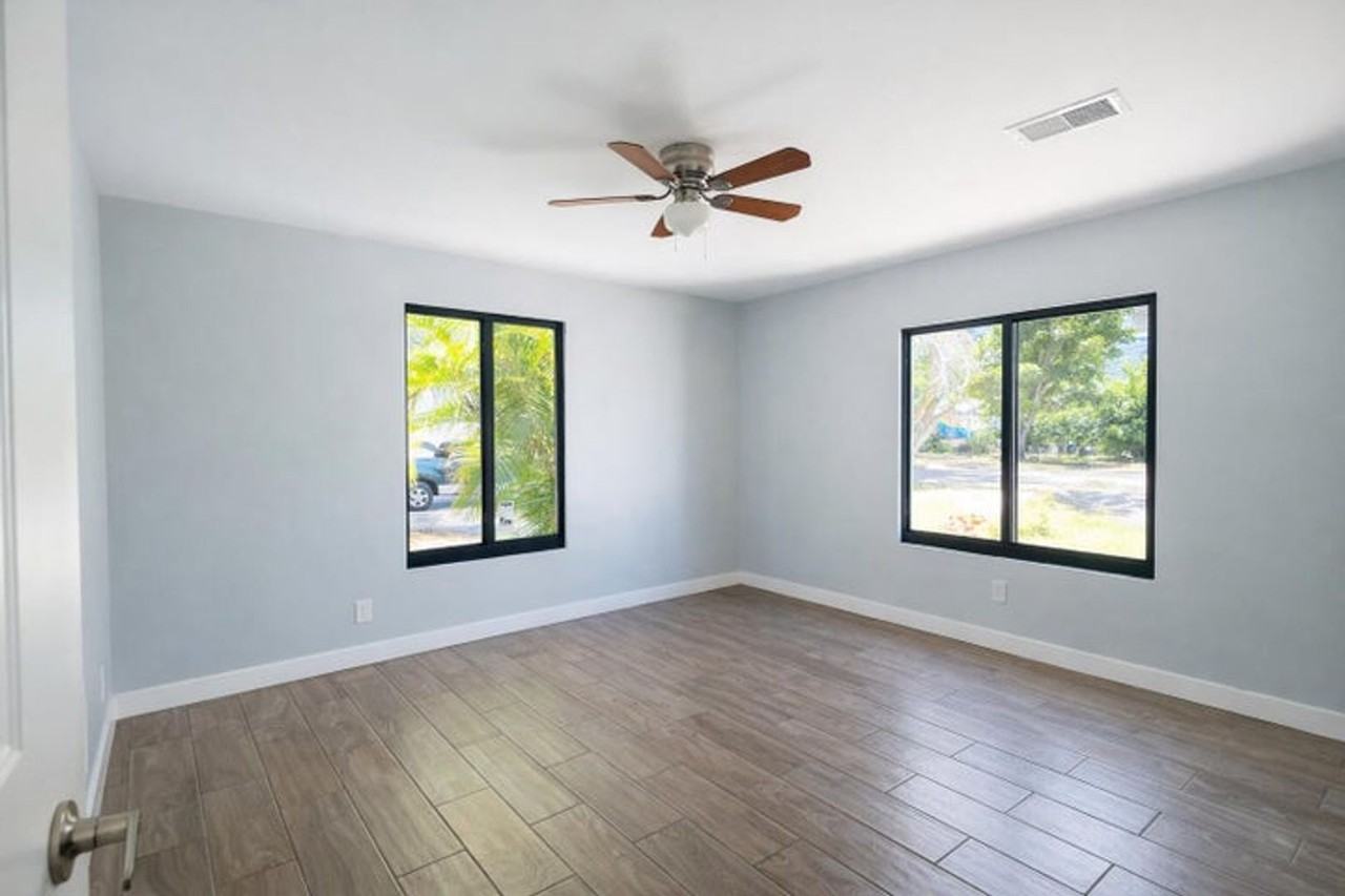 824 Winters St - Photo 6 of 10