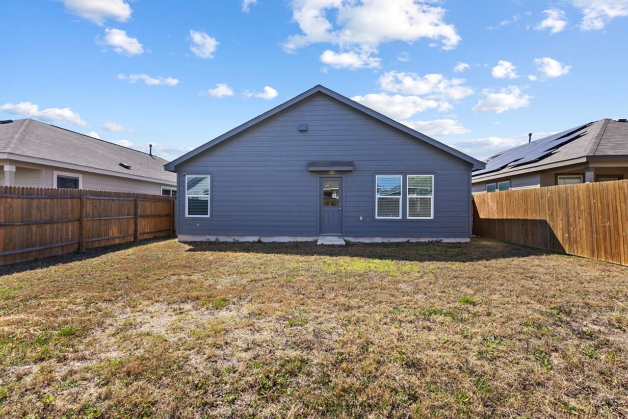 10831 Margarita Loop - Photo 4 of 25