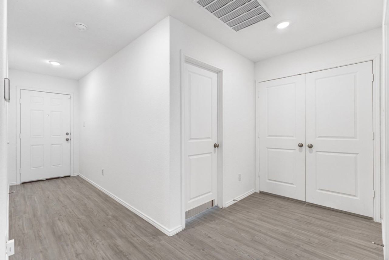 10831 Margarita Loop - Photo 5 of 25