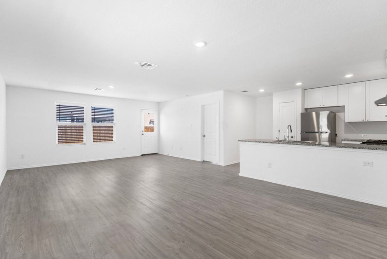 10831 Margarita Loop - Photo 7 of 25