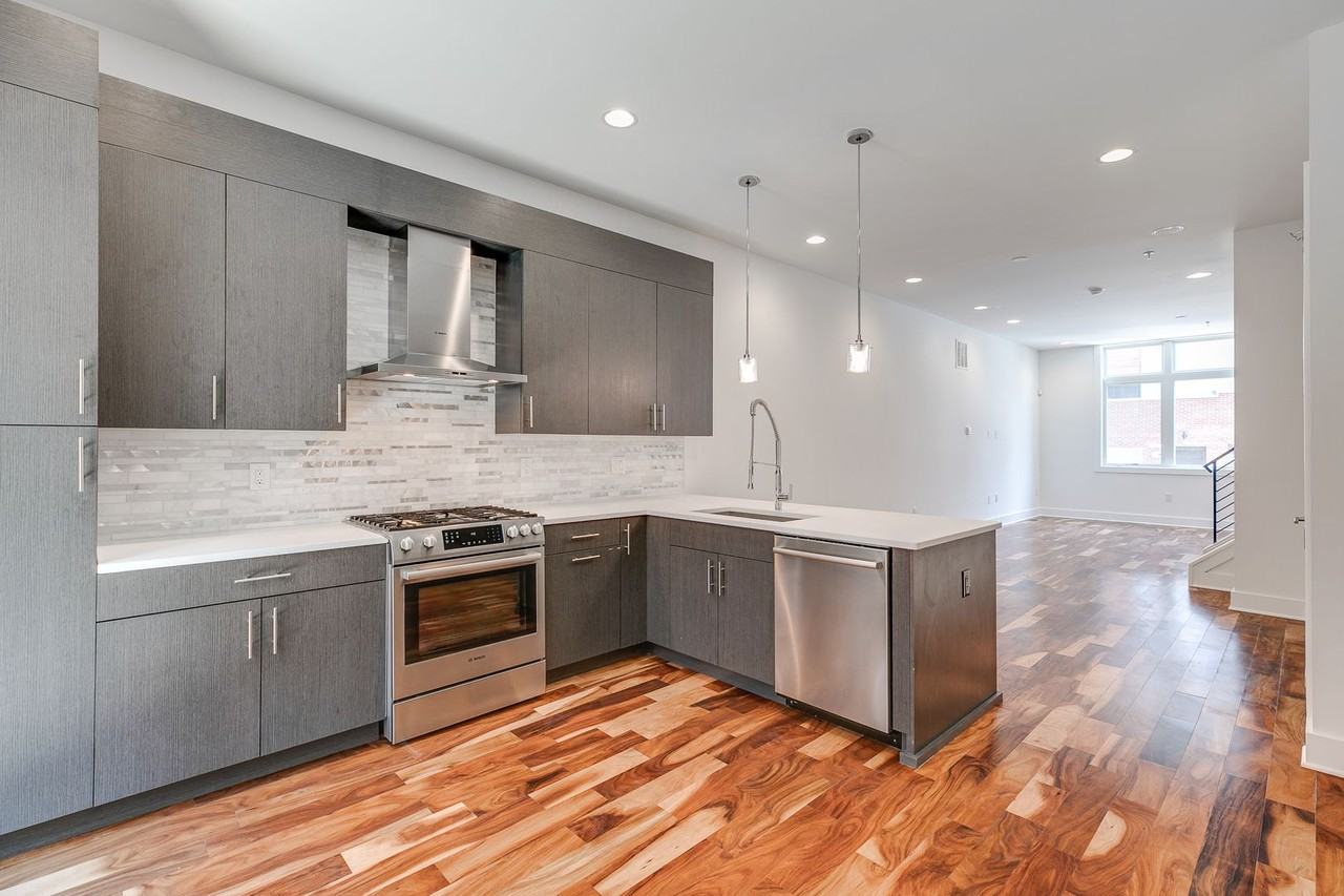 328 Potts Pl - Photo 3 of 43