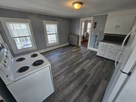 featured image of 24 Summer St