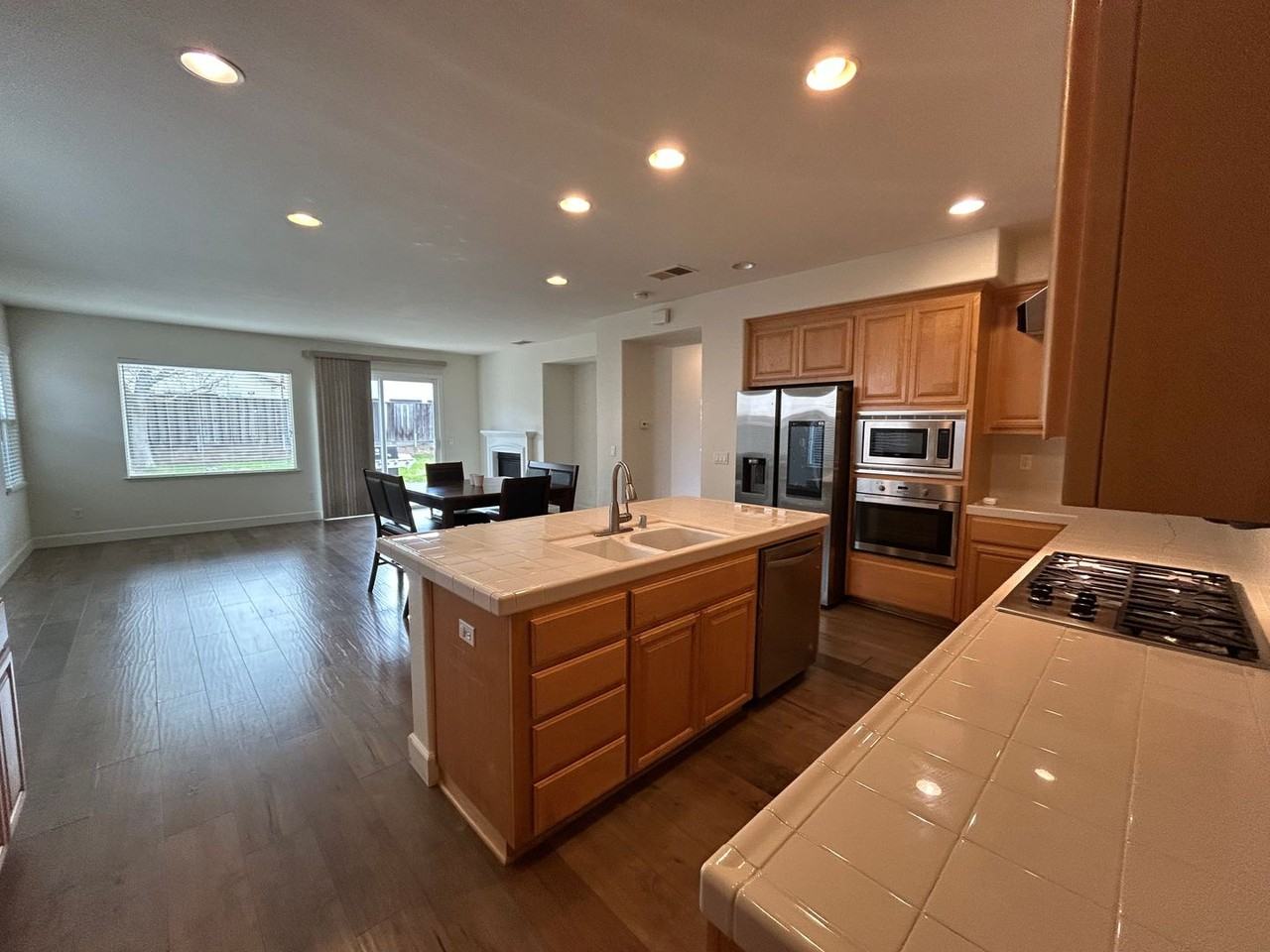 1454 Azalea Dr - Photo 7 of 31