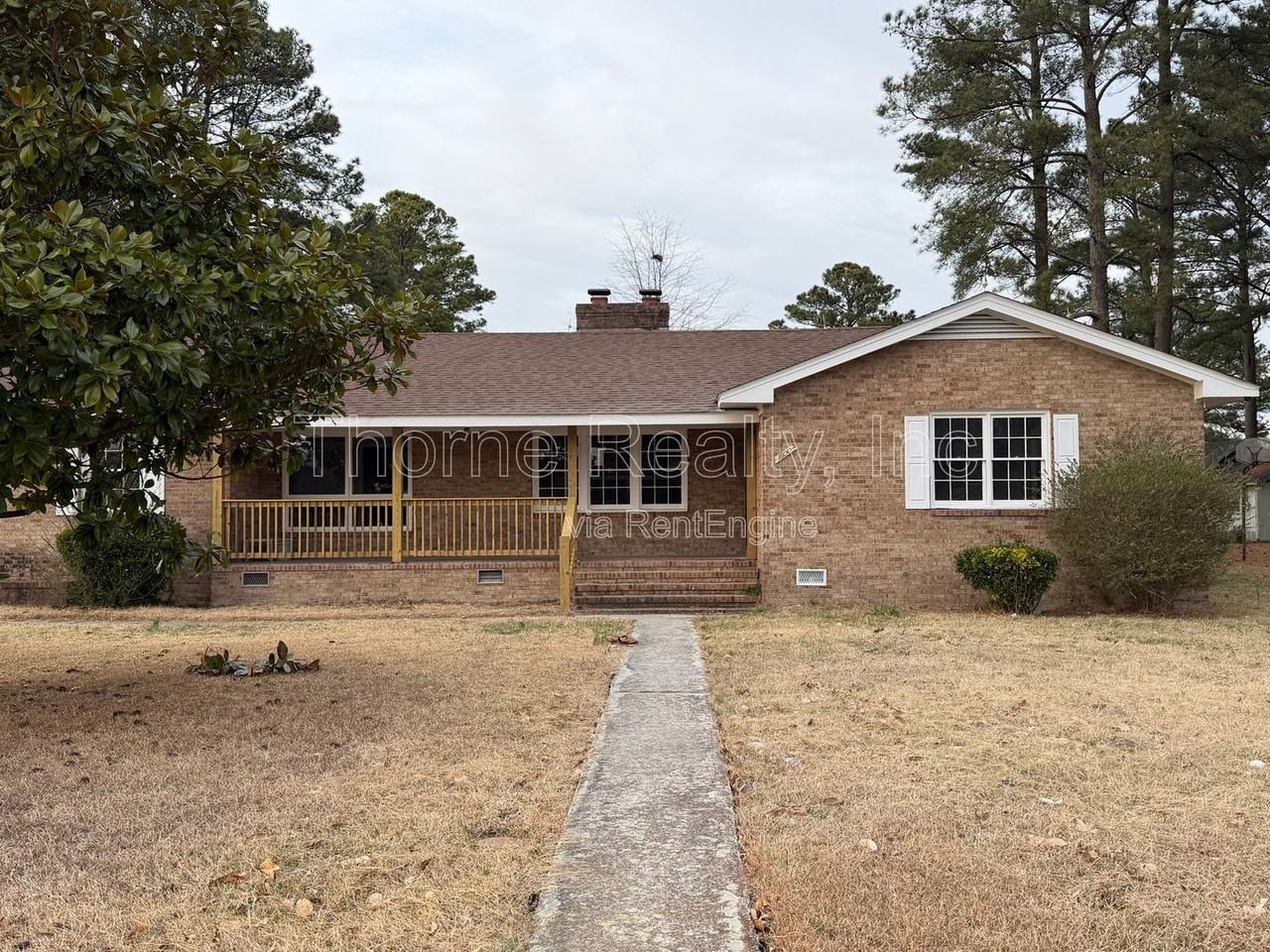 1600 King Cir - Photo 2 of 3