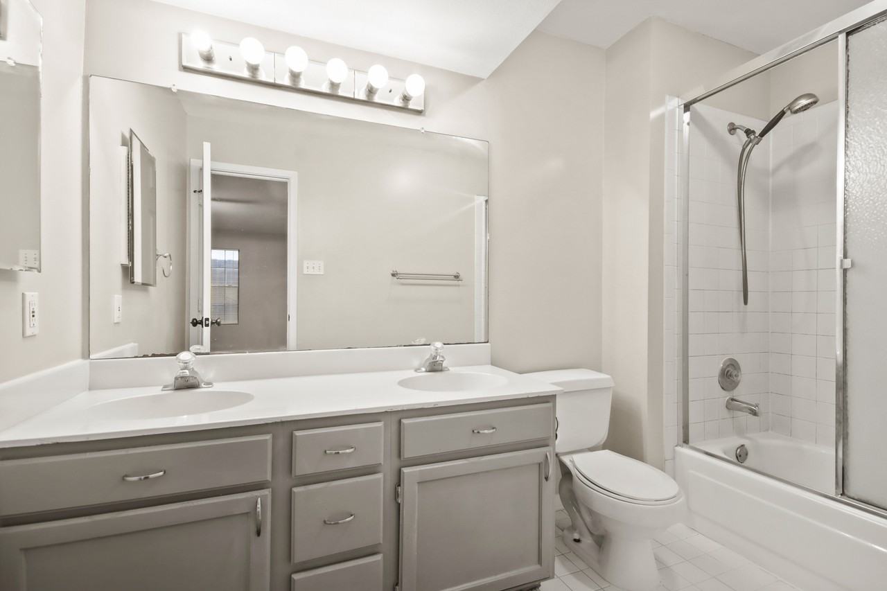 7812 Theissetta Dr #110 - Photo 2 of 25