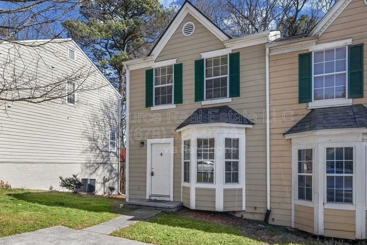 1892 Lakestone Way - Photo 3 of 34